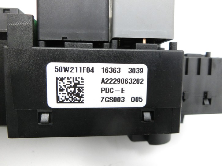 Mercedes C205 C400 15-18 3,0 245KW Sicherungskasten Zentralelektrik Mercedes C205 C400 15-18 04.05.2017 A2229063202... Vorschau 3