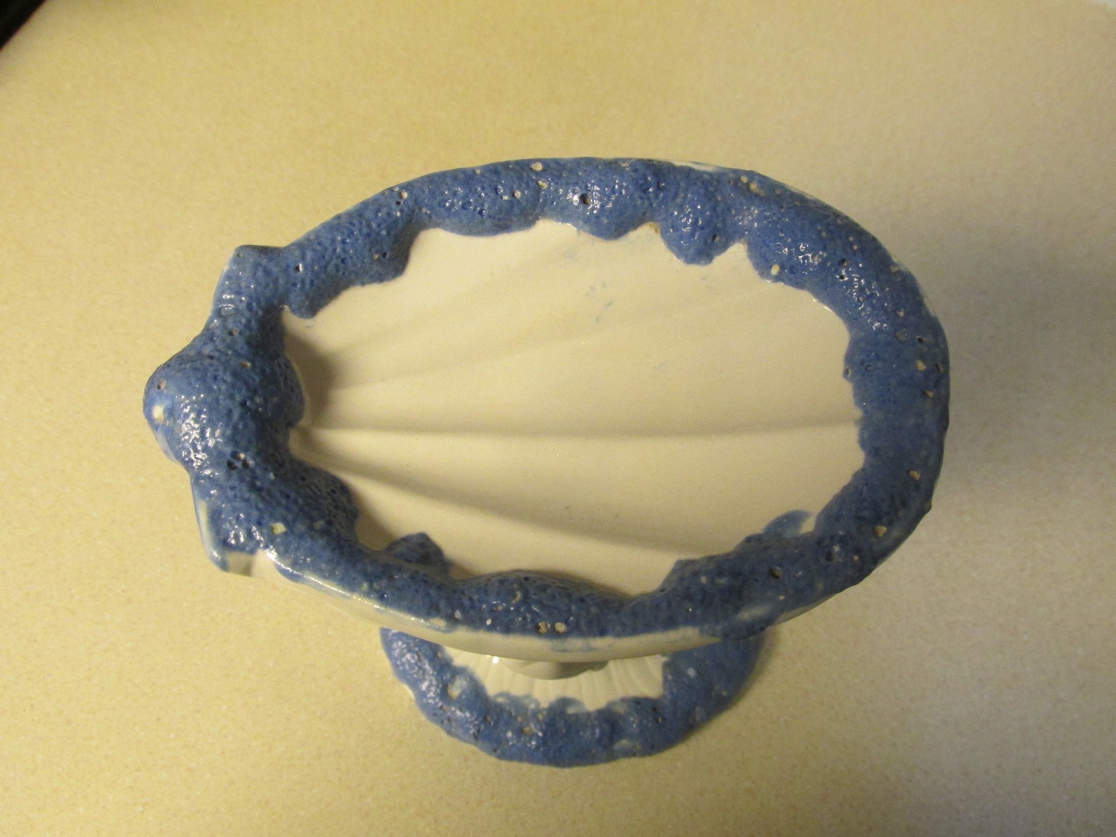 VINTAGE HOLLAND MOLD BOY CHERUB ON DOLPHIN SEASHELL SOAP HOLDER!