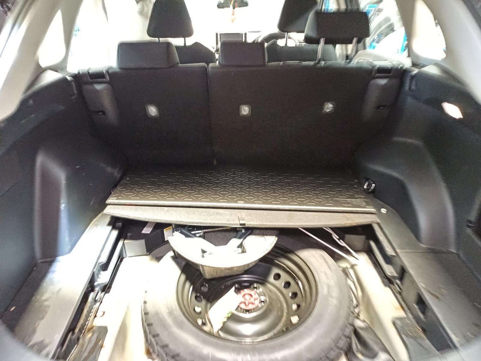 TOYOTA RAV4 XA50 11/2018-2024 COURTESY LIGHT FRONT W/ SUNGLASS HOLDER TYPE - thumbnail 4