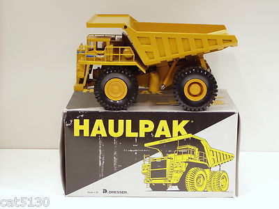 Dresser Haulpak 830E Dump Truck - SN# 340 - 1/50 - Conrad