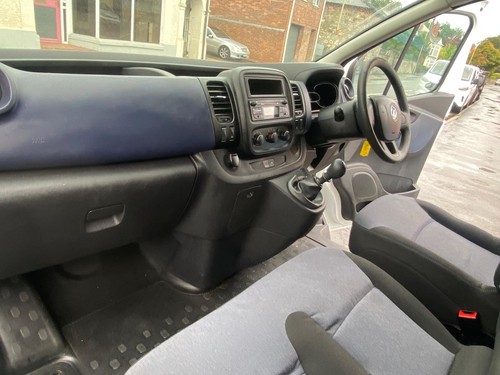 Vauxhall Vivaro image