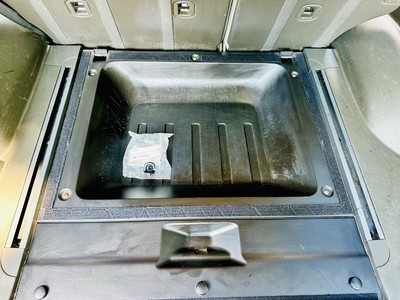 image 10 of interior