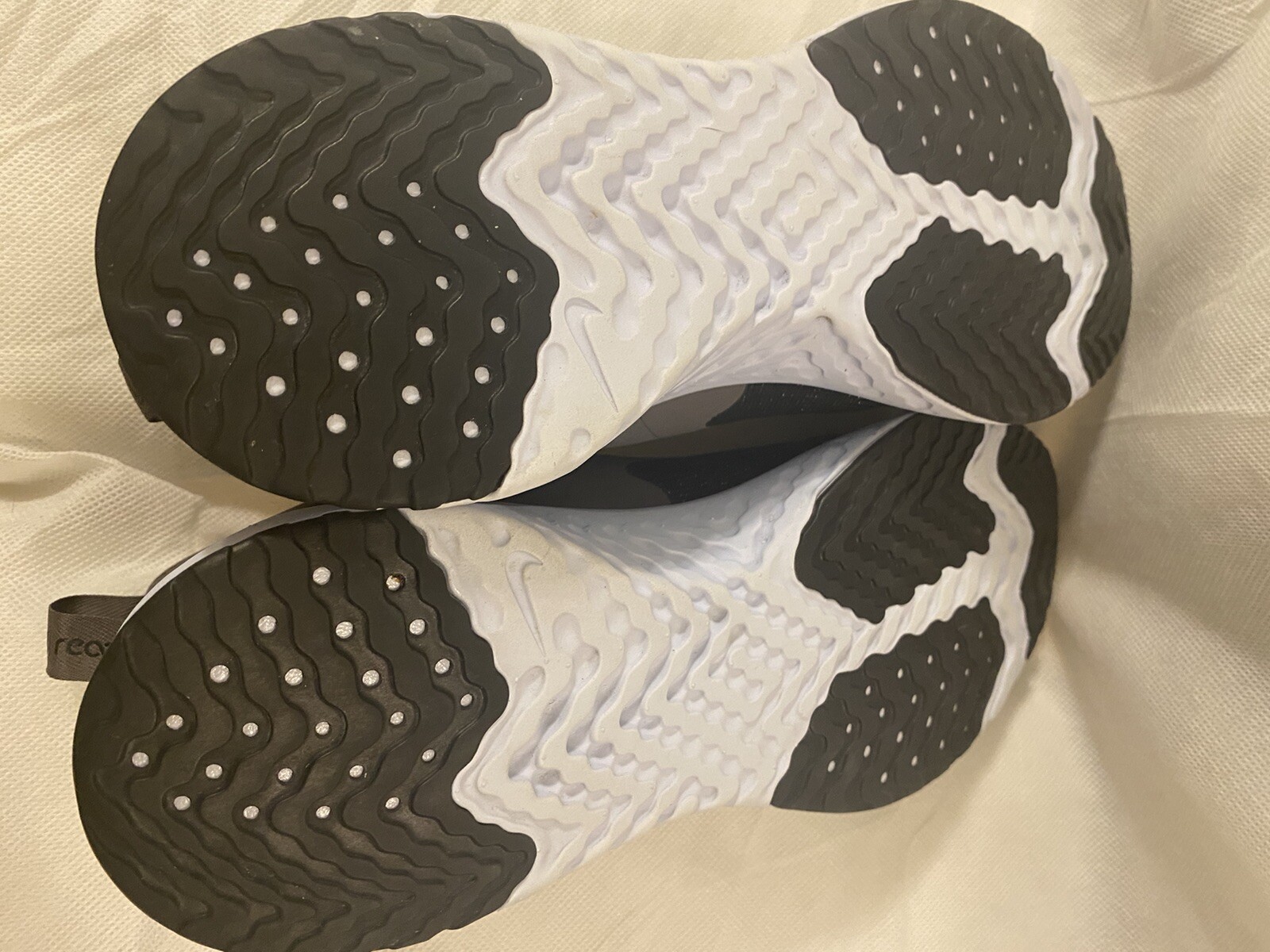 men's nike odyssey react running shoes