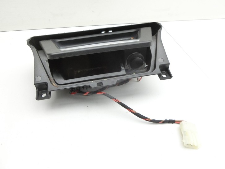 BMW F10 523i 10-13 Aschenbecher Ascher ohne Zigarettenanzünder BMW F10 523i 10-13 21.05.2010 51169206663 9206663... Vorschau 4