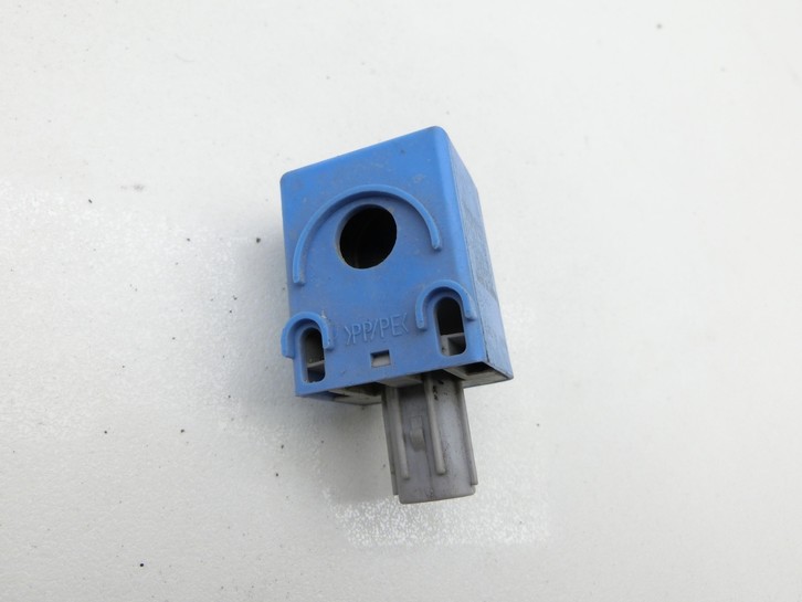 Toyota Auris II E18 12-15 Relais Zentralverriegelung Links Vorne - Bild 2