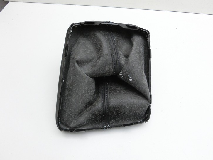 Seat Leon 5F 12-16 TSI 1,4 80KW Schaltknauf 6-Gang mit Schaltsack blaue Naht Seat Leon 5F 12-16 17.12.2015... Vorschau 3