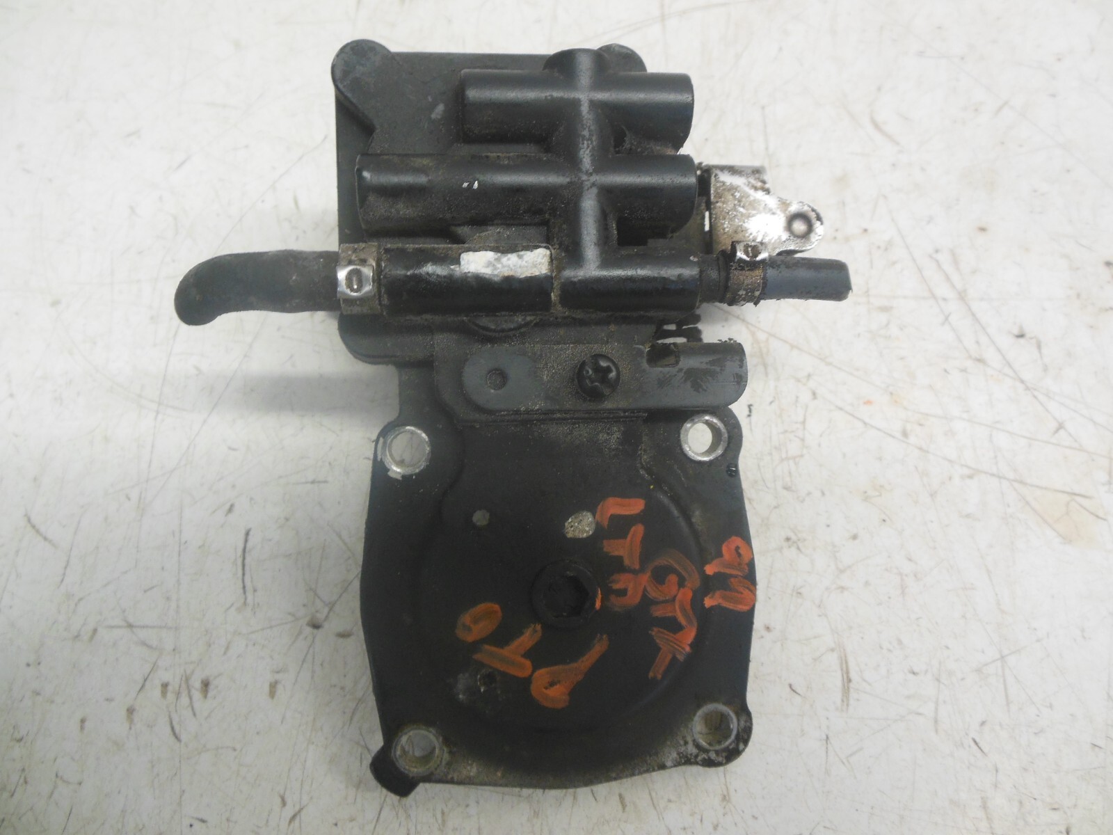 FF14 Seadoo GTX Limited 947 951 1999 Carb Diaphragm Cover FF14 Seadoo GTX Limited 947 951 1999 Carb Diaphragm Cover
