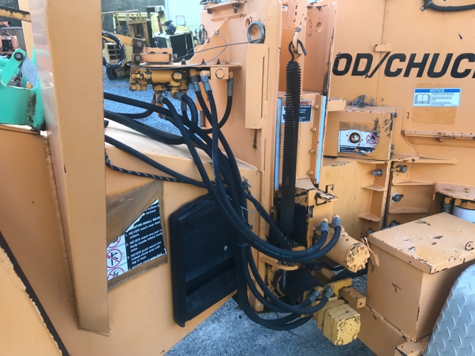 2005 woodchuck hyroller 1200 brush chipper cat diesel 85hp CLEAN!!