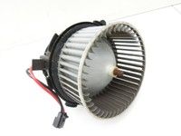 Audi A4 8K B8 11-15 Gebläsemotor Lüftermotor Heizungsgebläse Audi A4 8K B8 11-15 14.03.2014 8T1820021 X6552 gebraucht Vorschau 1