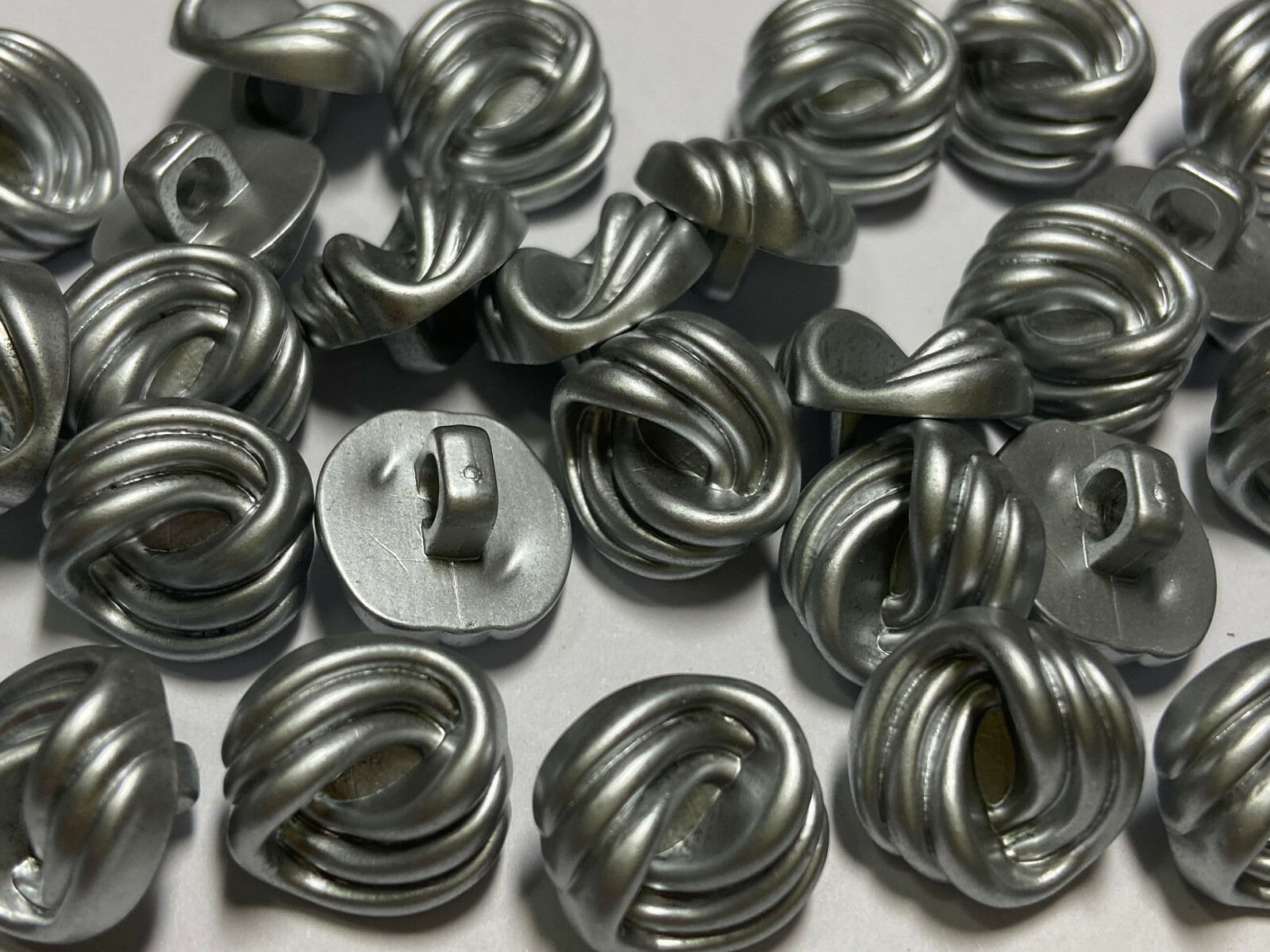 Braided/Swirl Design Lightweight Poly Button Matte Silver 15mm 25mm Shank Base