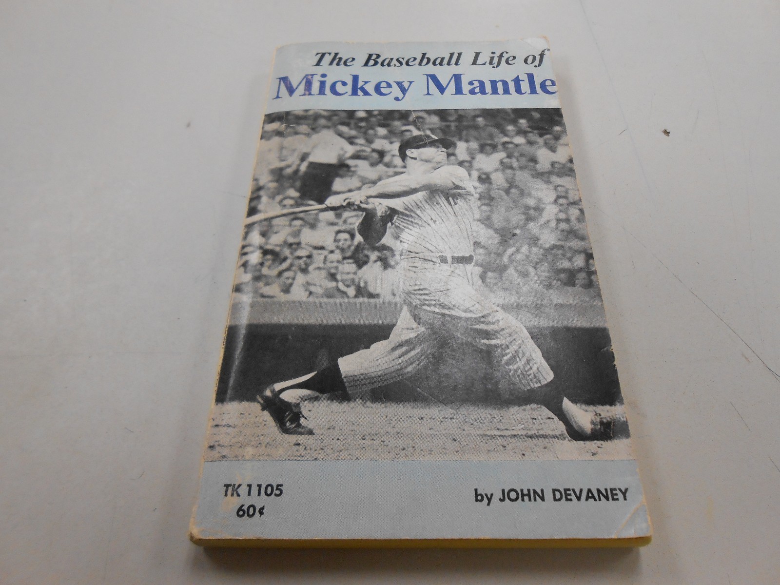The Baseball Life of Mickey Mantle by John Devaney (1969, Scholastic) 1ST PRINT!