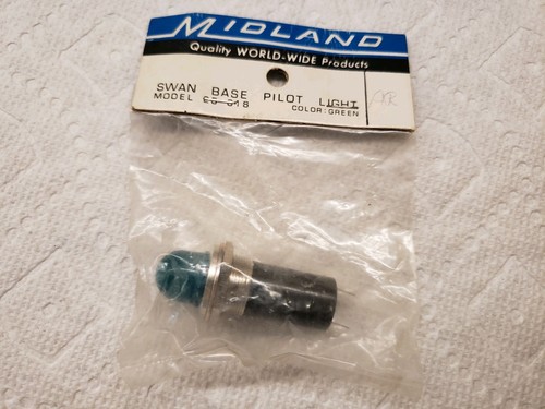 Vintage Midland Swan Base Pilot Light Model 25-316 Green Radio Parts Repair NOS