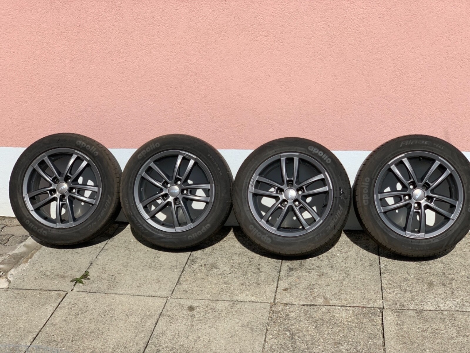 4x sommerreifen mit Alufelgen 205 55 r16 