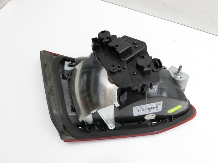 BMW 218i F45 14-18 Rückleuchte Heckleuchte für Klappe Innen Rechts BMW 218i F45 14-18 17.07.2017 7311042... Vorschau 5