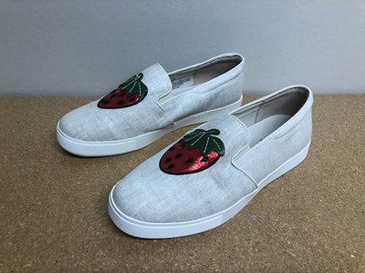 Katy Perry The Kerry Novelty Canvas Slip-Ons Strawberry 8 SH2