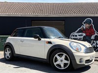 2010 MINI HATCHBACK 1.6 Cooper [122] 3dr HATCHBACK Petrol Manual