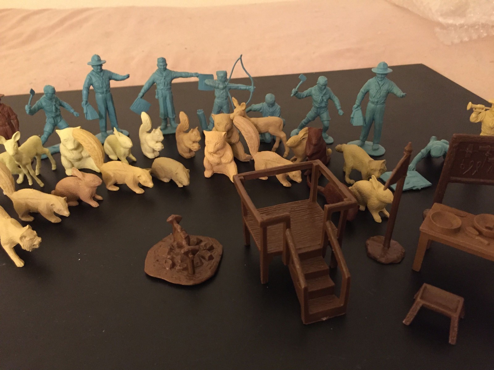 Marx Original-Vintage Boy's Camp Playset Figures & Accessories