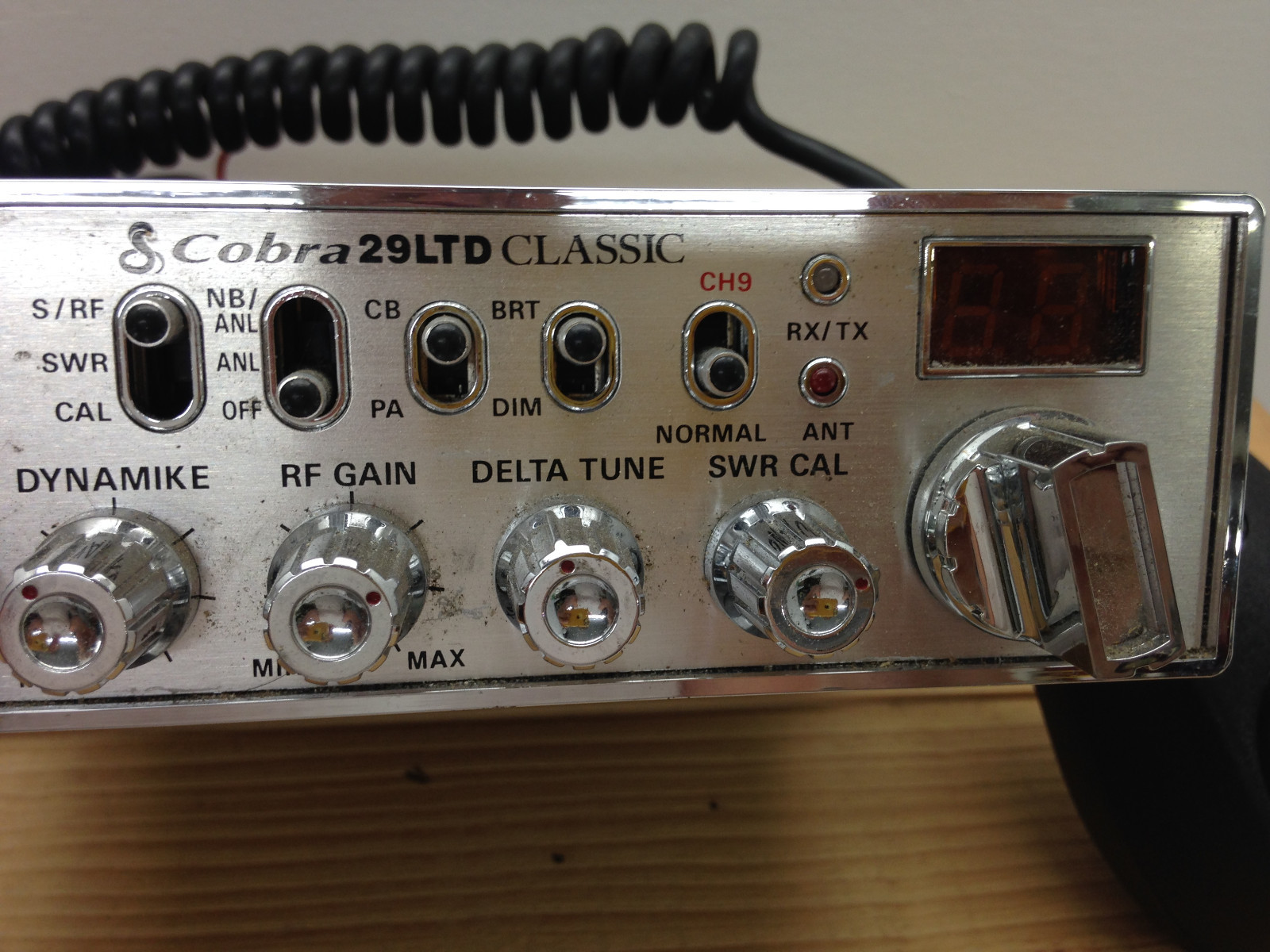 Cobra 29LTD Classic CB Radio w/ Mic Mfg June 2013 Appears Unused Non Tested