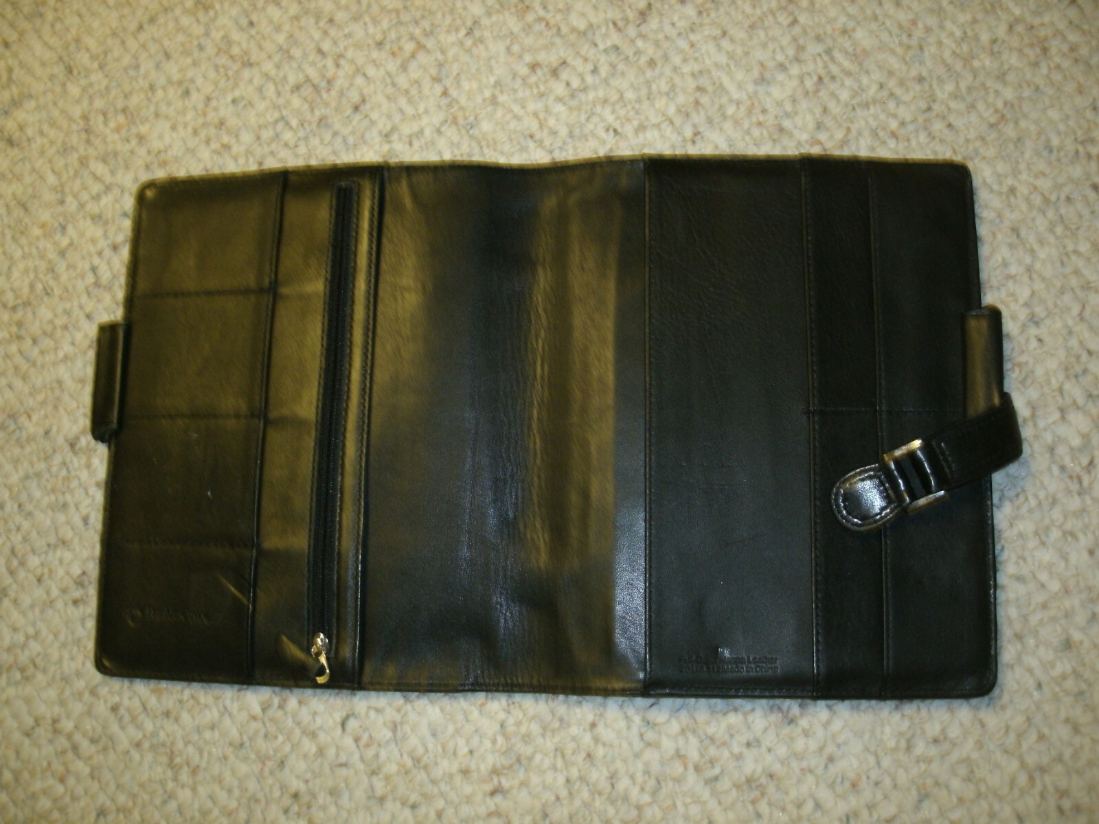 Franklin Covey Black Full-Grain Leather Classic Wire-bound Planner Binder Cover