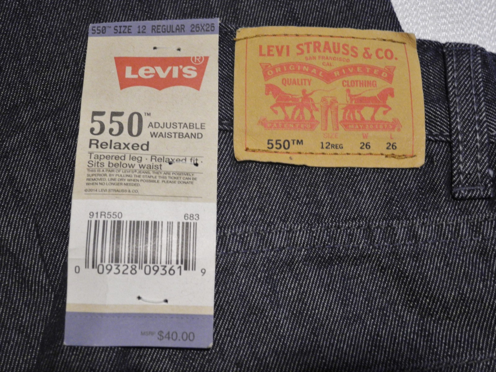 Levi's 550 Boy's Relaxed Fit Tapered Leg Denim Jeans Sz 12 Reg 26 x 26 NWT