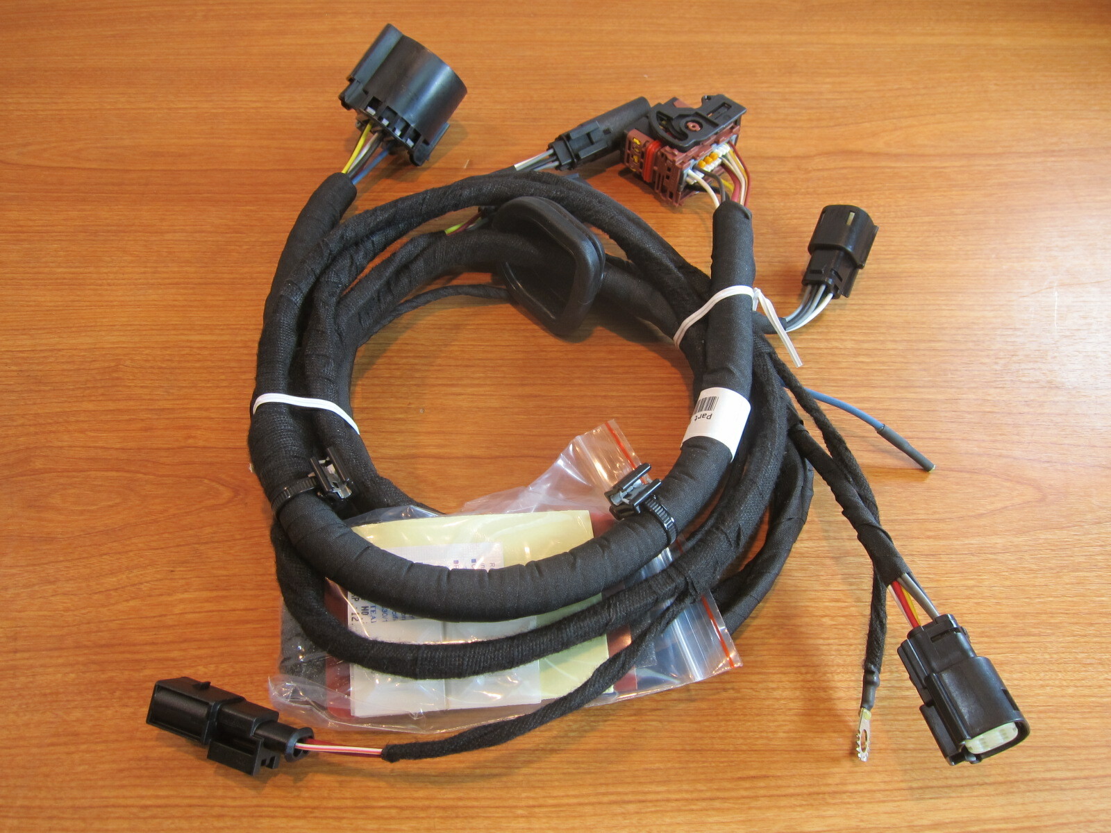 2019-2020 Jeep Cherokee 4 & 7 Way Trailer Tow Wiring Harness New Mopar
