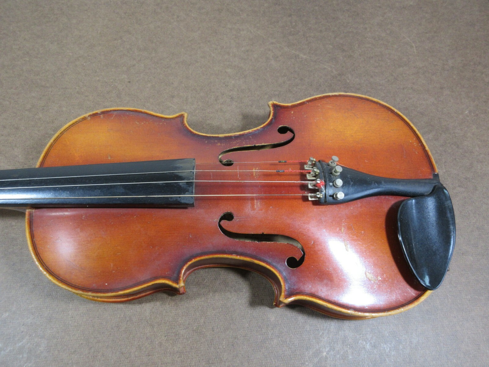 d56/ Vintage German Violin in case for Restoration