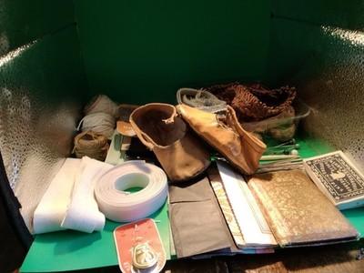 A Mixed Lot Of Haberdashery Items