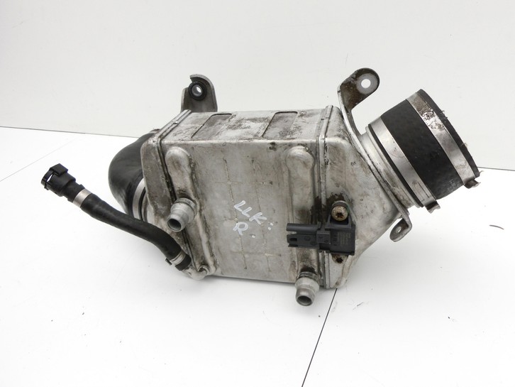BMW F01 750iX 08-12 4,4i 300KW Ladeluftkühler Kühler Rechts BMW F01 750iX 08-12 09.06.2011 7575406 13717575406... Vorschau 5