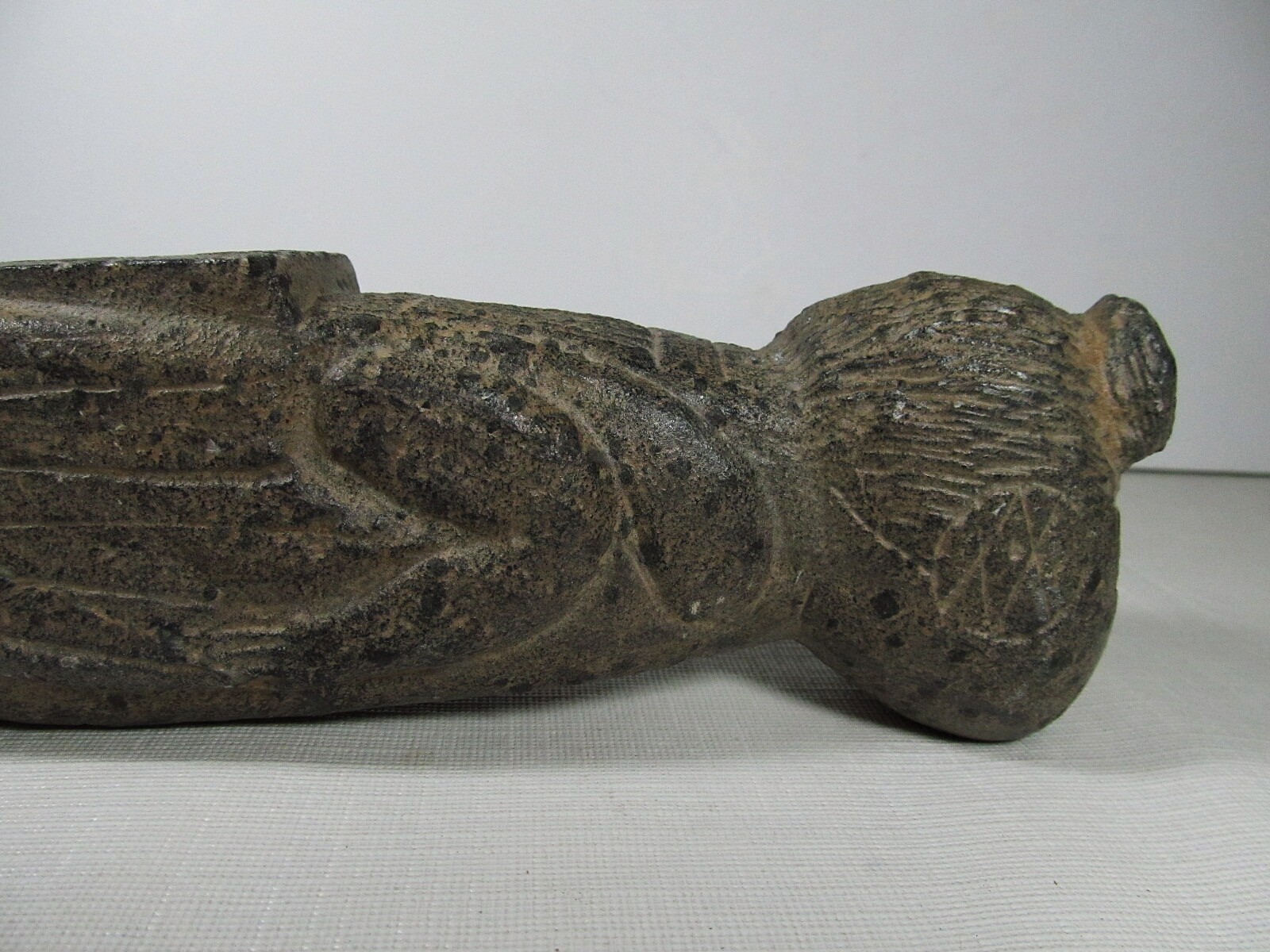 EFFIGY CARVED ONE OF A KIND NATIVE AMERICAN AUTHENTIC STONE PIPE