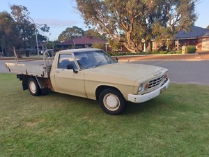 hq gumtree holden tonner