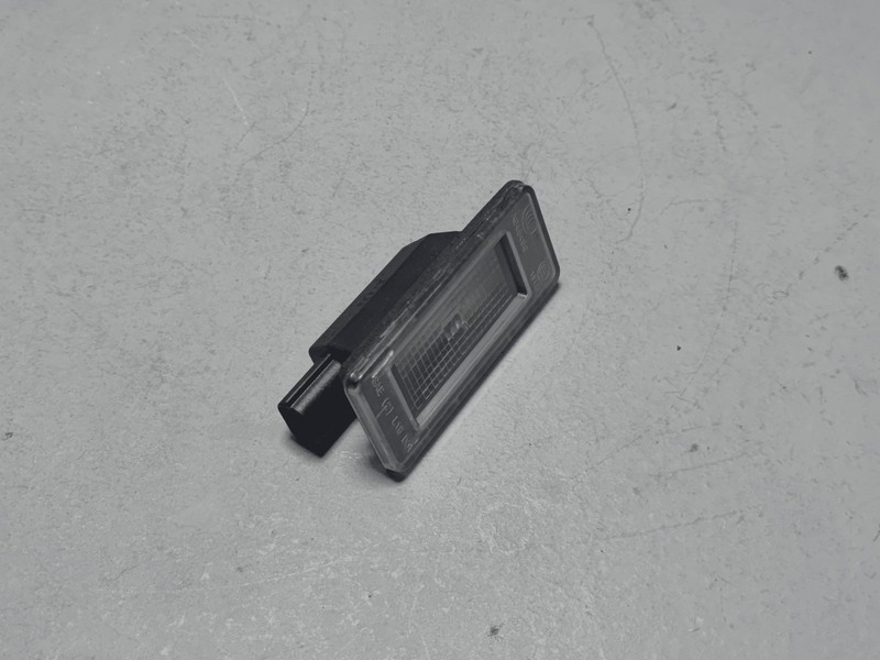 Used 2021-2025 Nissan Rogue Rear Right or Left Side License Plate Light Lamp OEM
