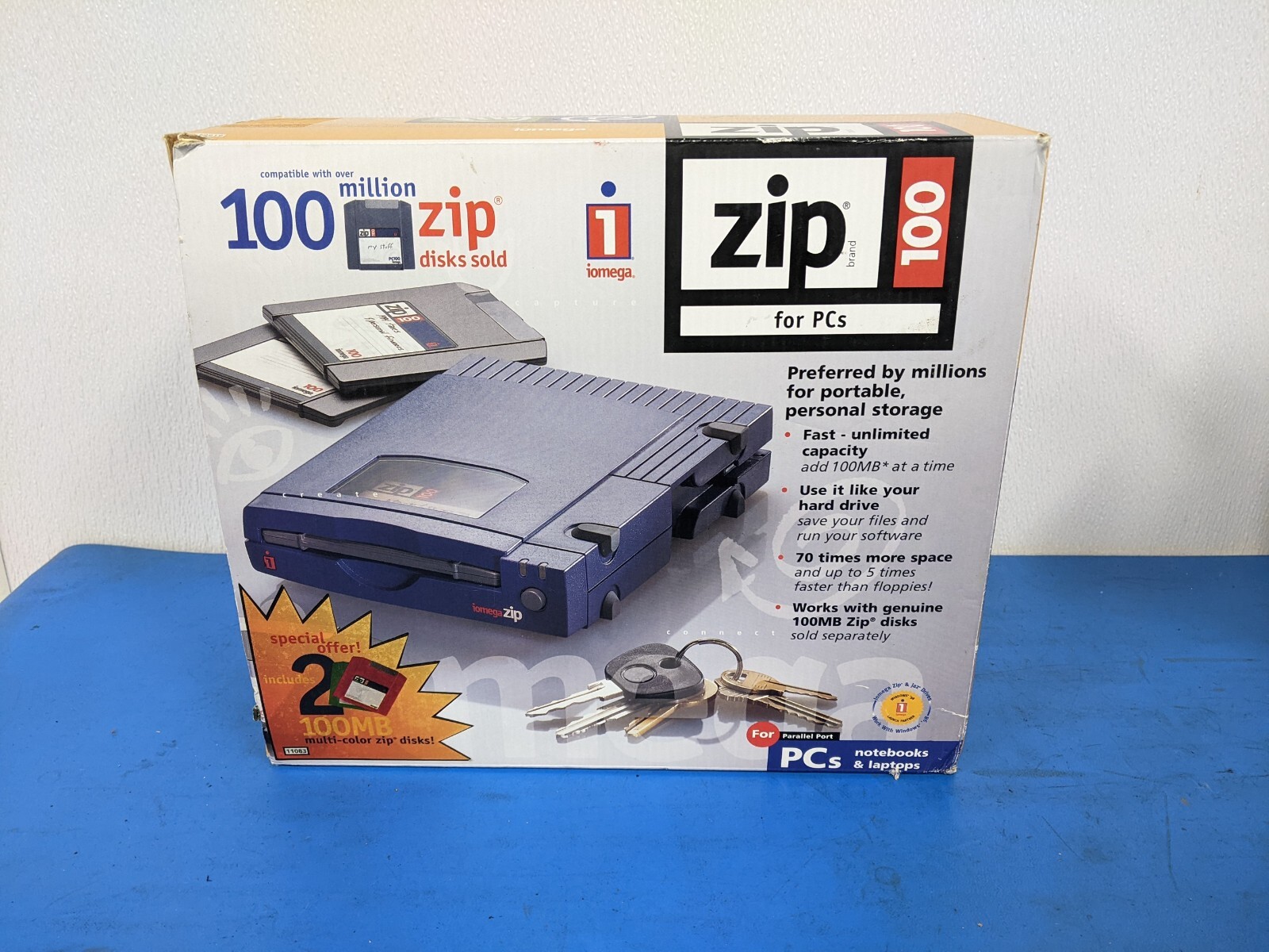iOmega Zip 100 External Drive PC Parallel Port Back Up Model iOmega Zip 100 External Drive PC Parallel Port Back Up Model