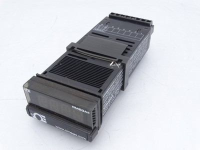 OMEGA ENGINEERING DPI32 TEMPERATURE CONTROLLER