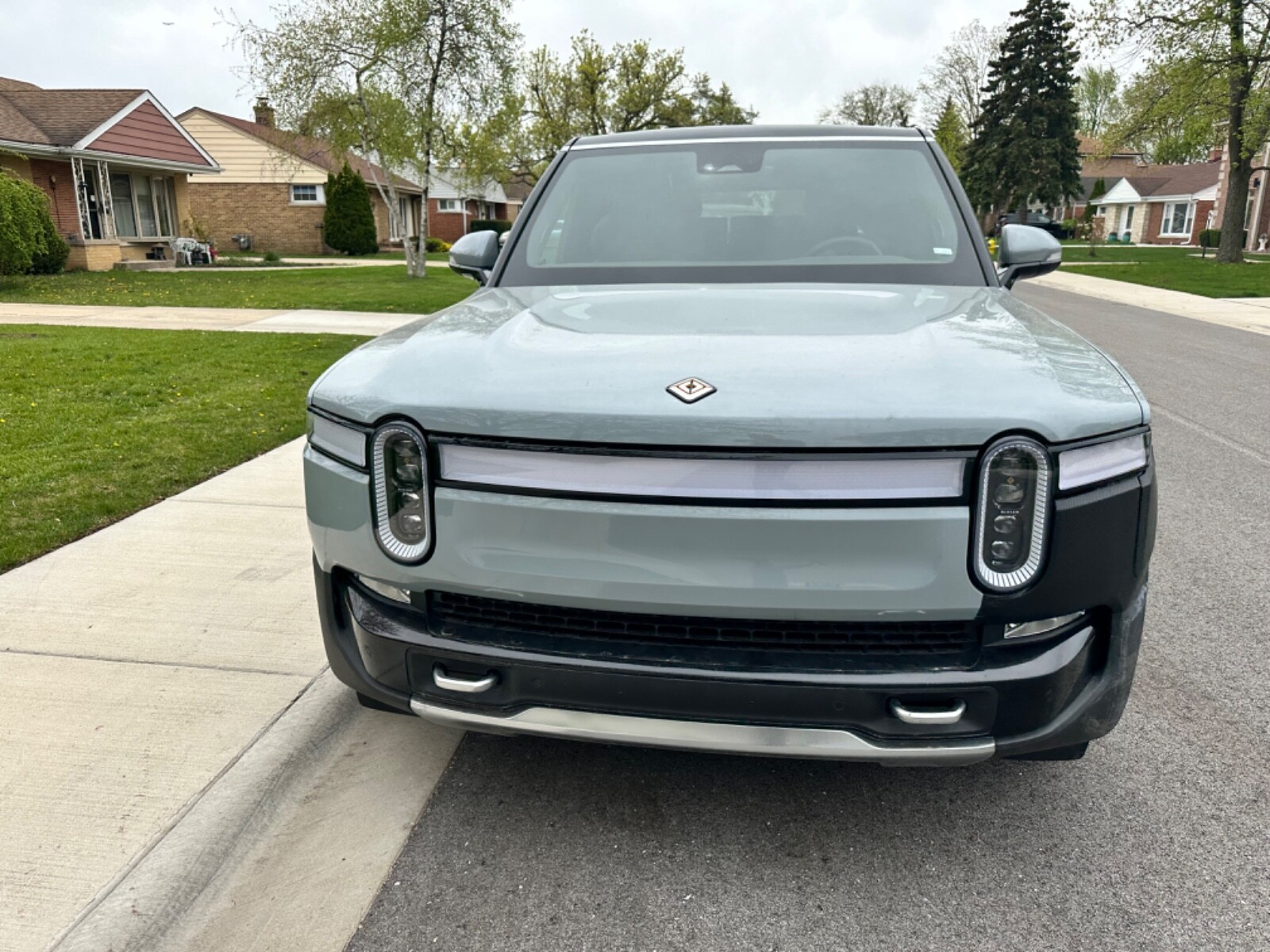 2023 Rivian R1s Suv Grey Awd Automatic Adventure Used Rivian R1s for