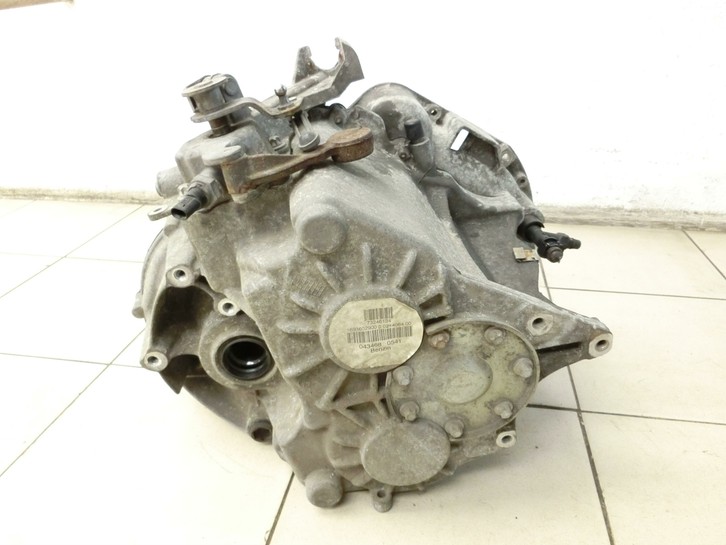 Mercedes W245 B200 05-08 2,0 142KW Schaltgetriebe Getriebe 711641  - Bild 5