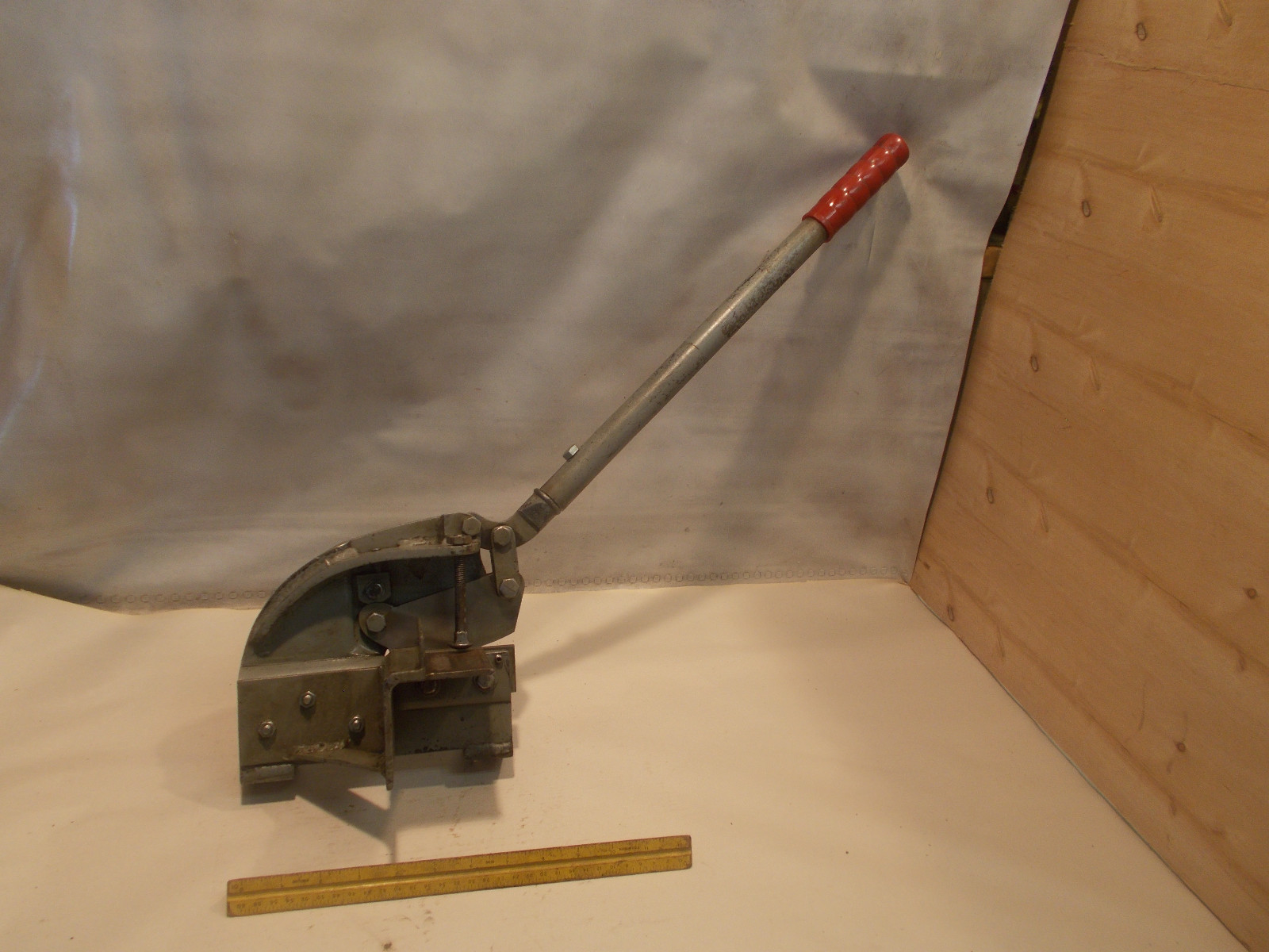 Beverly SS-2 Cutting Shear In Good Condition PRD2863