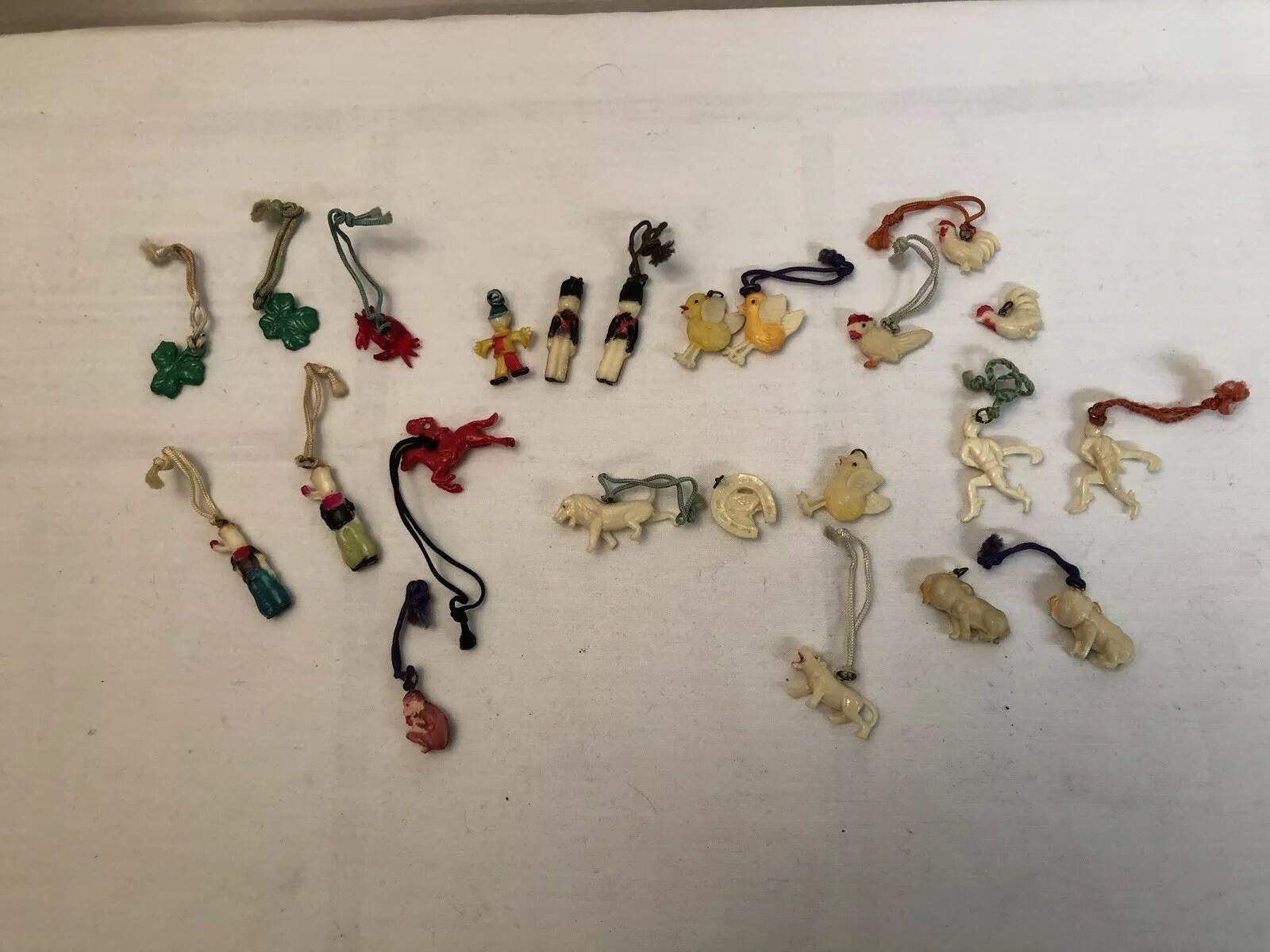 Vintage Junk Drawer Celluloid Cracker Jack Toy Lucky Hermies Popeyes Dogs (23)
