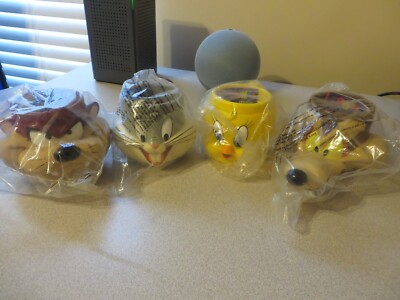 Entire Set of 4 New 1994 KFC Looney Tunes Mugs: Bugs,Tweety,Taz & Wile E  Coyote