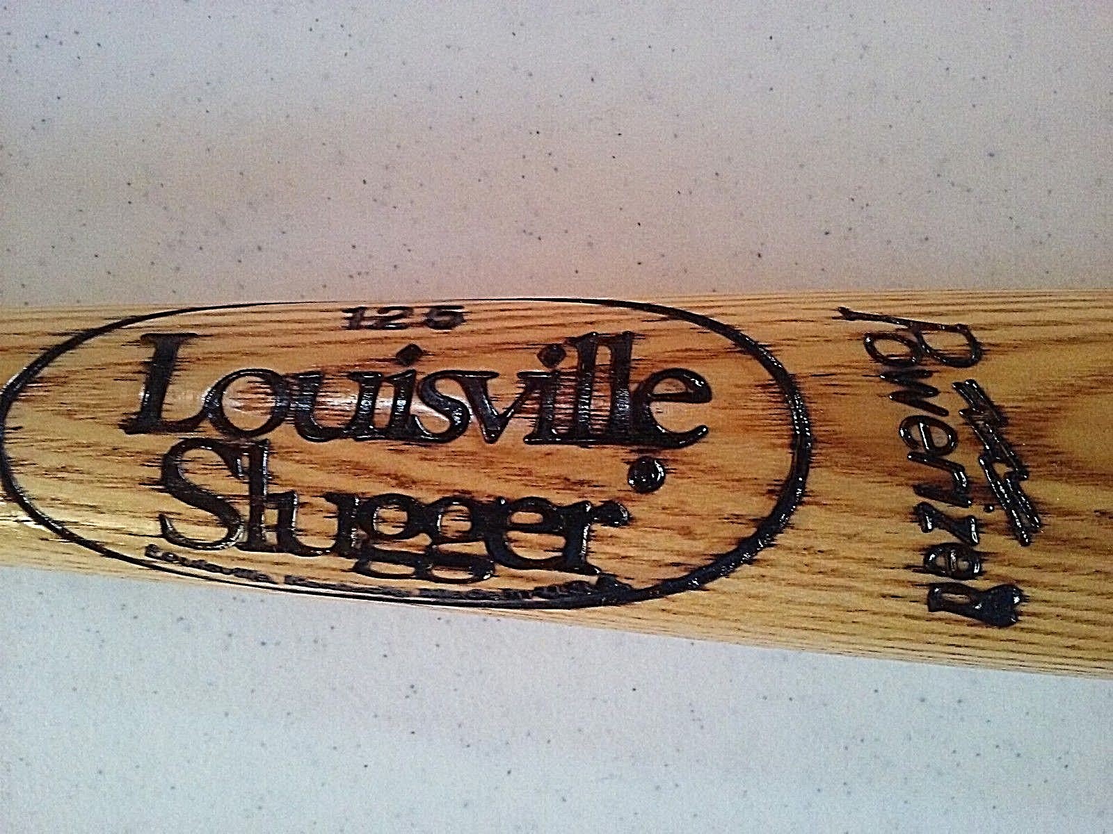 Chipper Jones, Atlanta Braves Autographed Baseball Bat Louisville Slugger C271