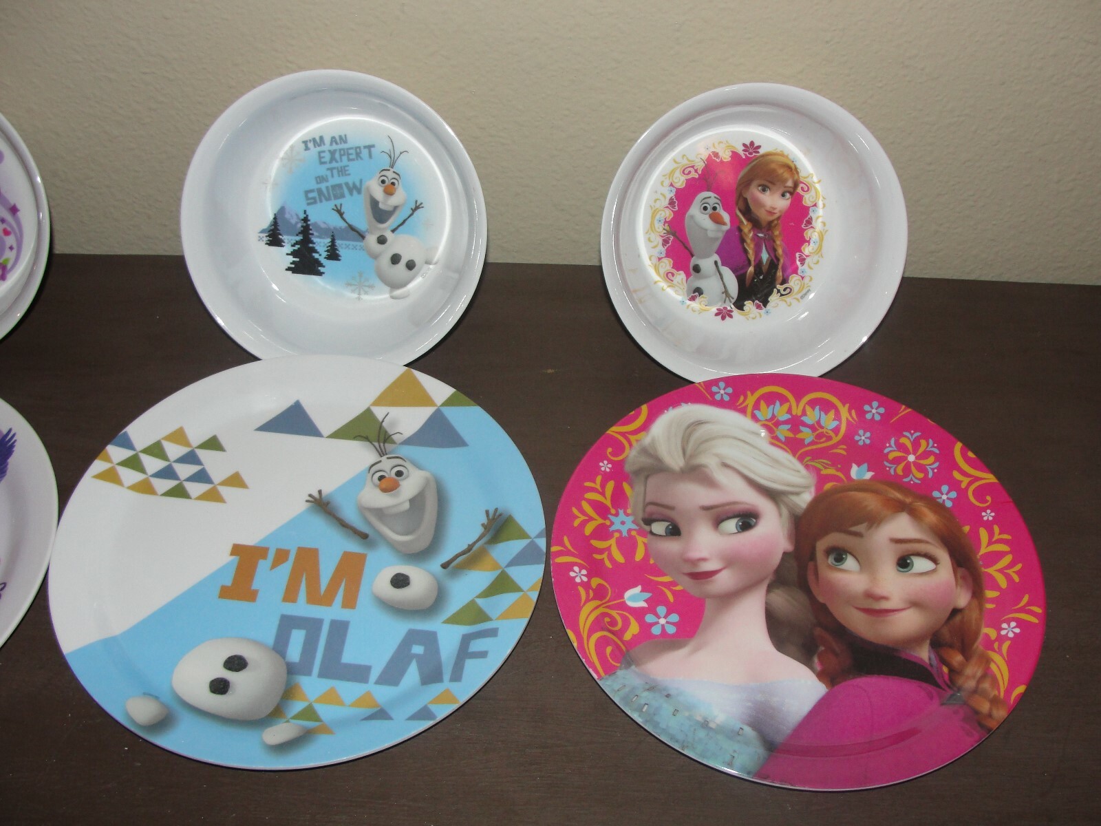 4 sets DISNEY PRINCESS FROZEN Pink  Melamine Plates Bowls Zak! Designs