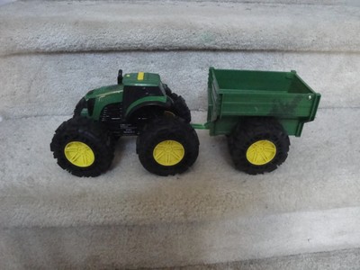 2021 Tomy John Deere Toy Big Wheel Tractor & Wagon.Great Condition !