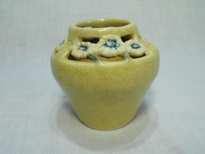 $ REDUCED HANDMADE SMALL DECORATIVE CERAMIC VASE 1990S- Artist MMM