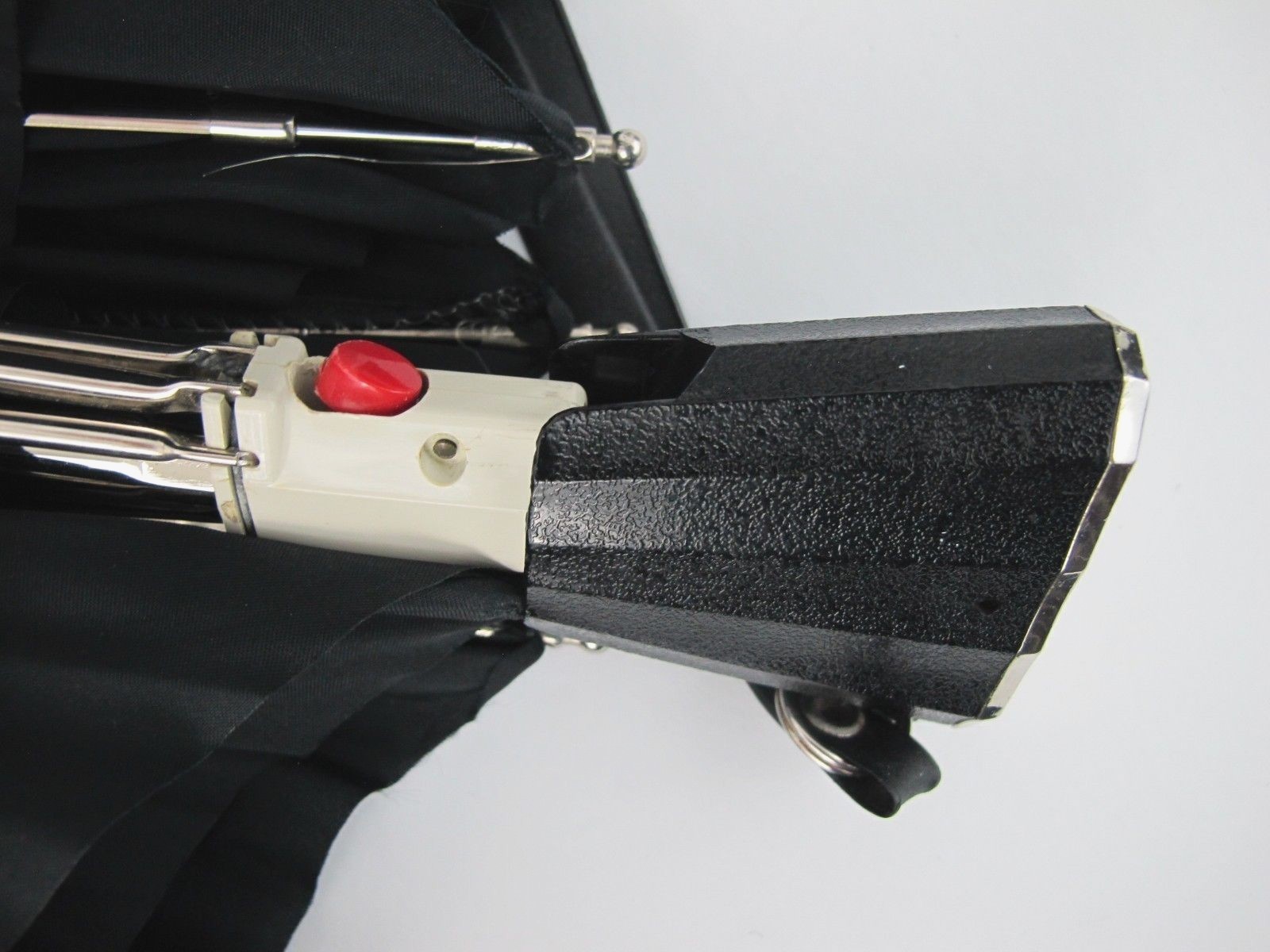 Vintage 70’s Umbrella Knirps Black Compact Umbrella w Original Zipping Case rare