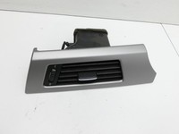 BMW E90 3er 325i 05-08 Luftdusche Luftdüse Links BMW E90 3er 325i 05-08 31.10.2006 9130459 64229130459 9123297... Vorschau 2