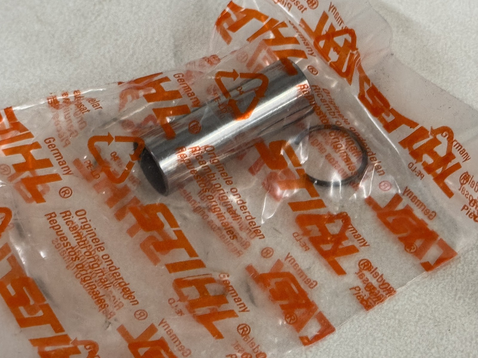 STIHL OEM PISTON WITH RINGS 1122 030 2005 FOR 066 MS660 CHAINSAWS 54MM - Picture 3 of 3