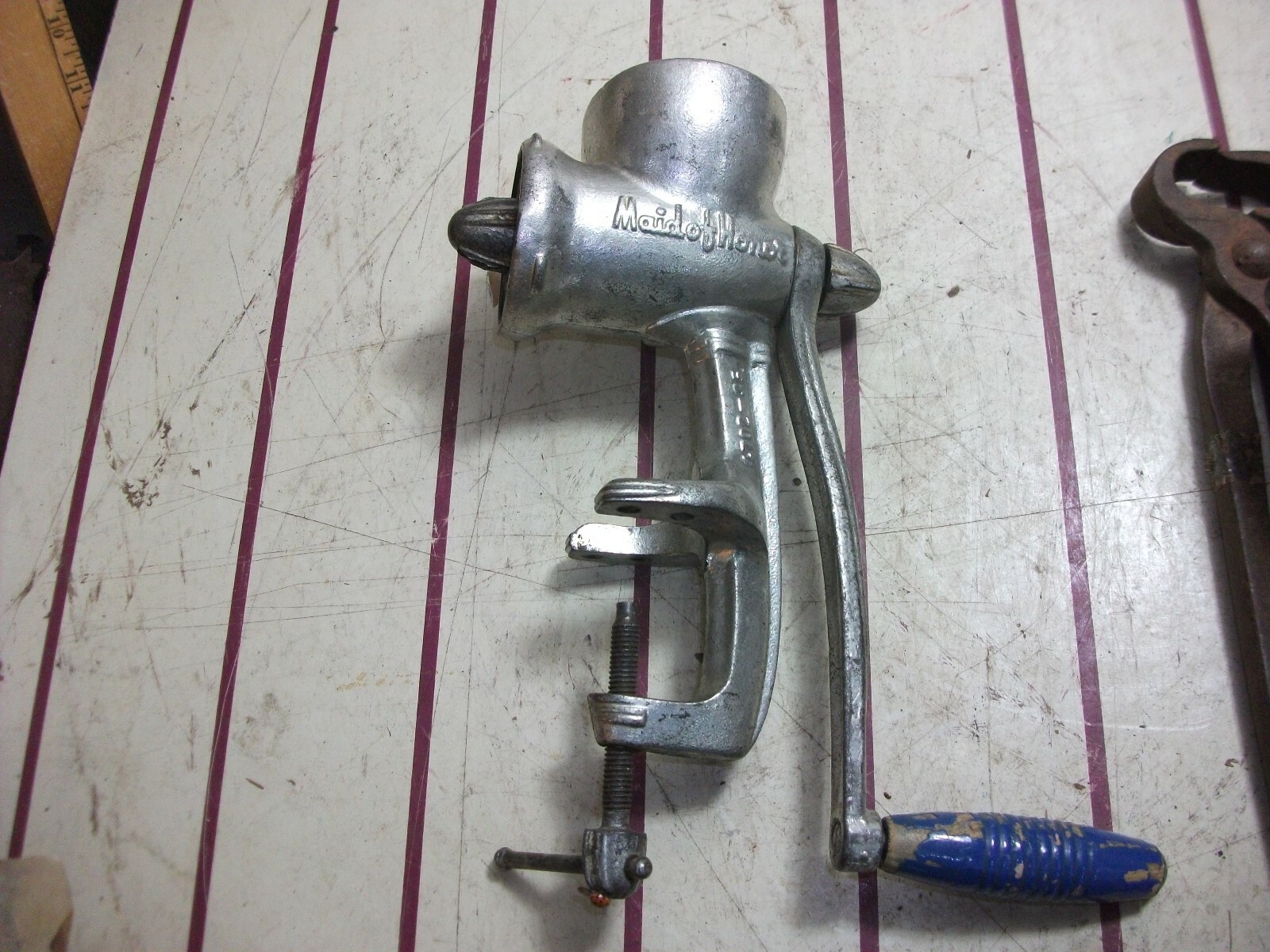Vintage maid or honor  Meat Grinder Hand Crank Hardware & Mfg deer meat special