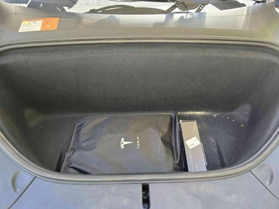 image 9 of interior