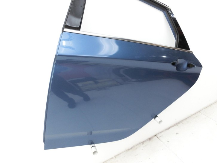Hyundai I40 CW 11-15 Kombi Tür Links Hinten Hyundai I40 CW 11-15 11.12.2014 gebraucht Vorschau 2