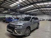 2020 Mitsubishi Outlander 2.4h TwinMotor 13.8kWh Exceed CVT 4WD Euro 6 (s/s) 5dr