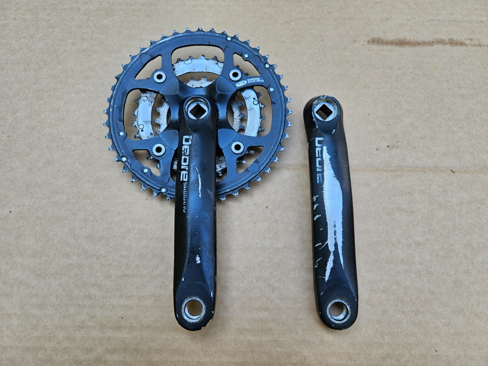 Shimano Deore Hollowtech 175mm Triple Crankset 9sp Black FC Shimano Deore Hollowtech 175mm Triple Crankset 9sp Black FC